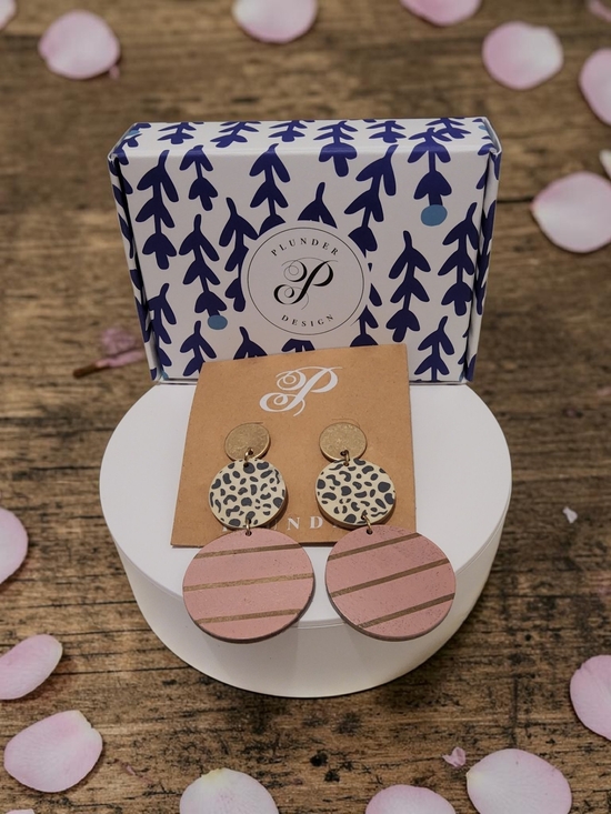 Plunder Jewelry - Plunder Pink & Gold Drop Earrings